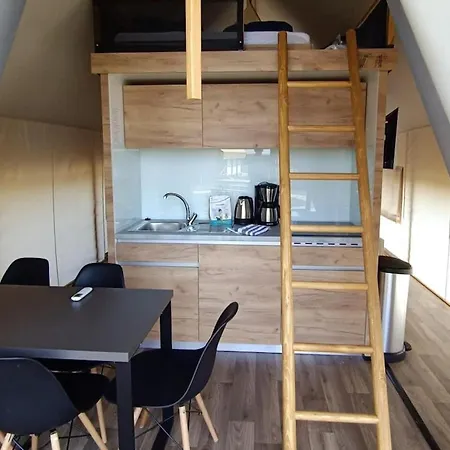Safari Tent With Bathroom, 9 Km From Maastricht * Berg en Terblijt